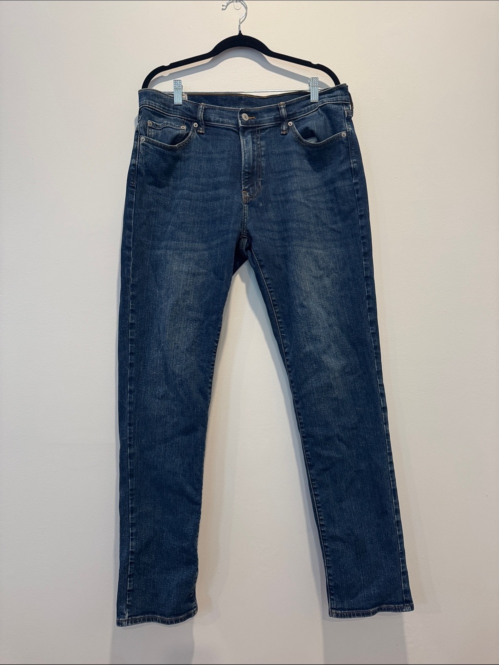 Men's Athletic Skinny Stretch Jean